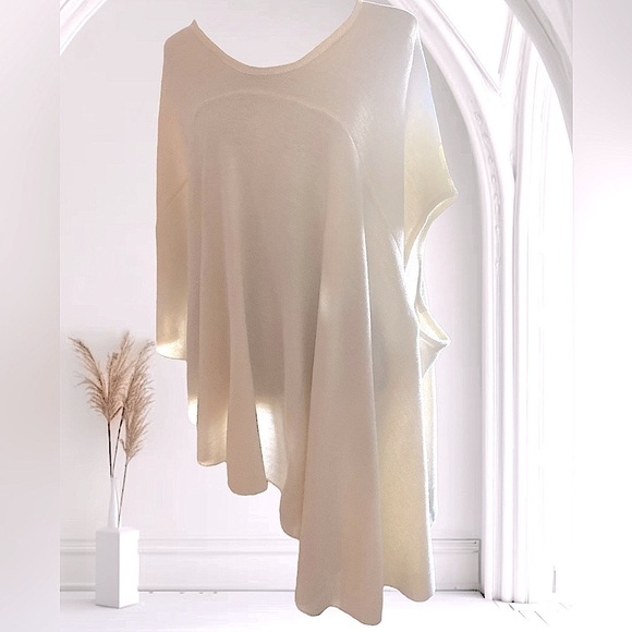 Anthropologie Asymmetrical Poncho Lightweight Ivory Knit Women’s One Size NWT - Picture 4 of 10